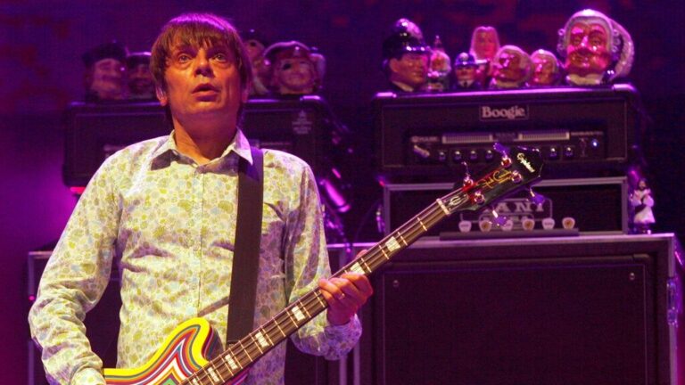 Πέθανε ο μπασίστας των The Stone Roses και Primal Scream Γκάρι «Μάνι» Μούνφιλντ