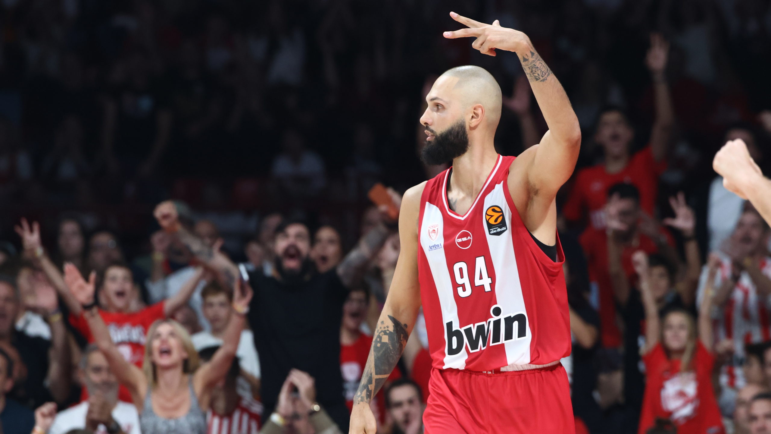 Ολυμπιακός – Παρί 98-86: Ο Φουρνιέ «καθάρισε» τους Γάλλους