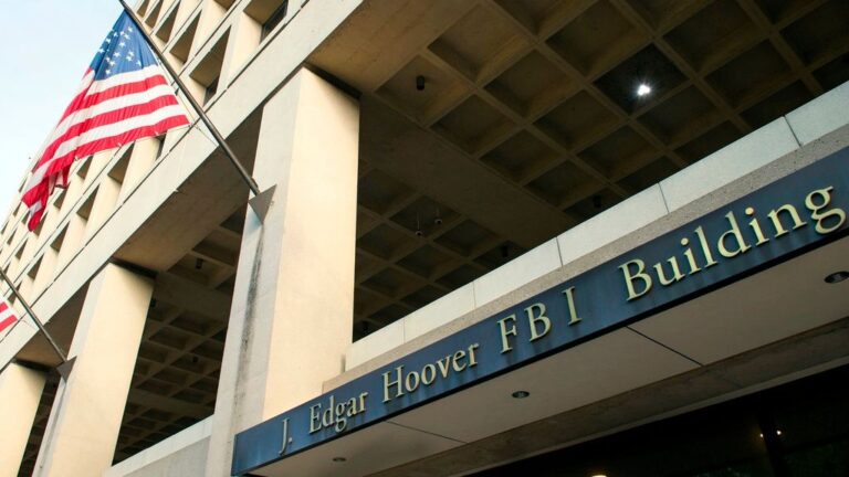 Στο στόχαστρο του FBI έξι Δημοκρατικοί βουλευτές για έκκληση στις Ένοπλες Δυνάμεις για ανυπακοή