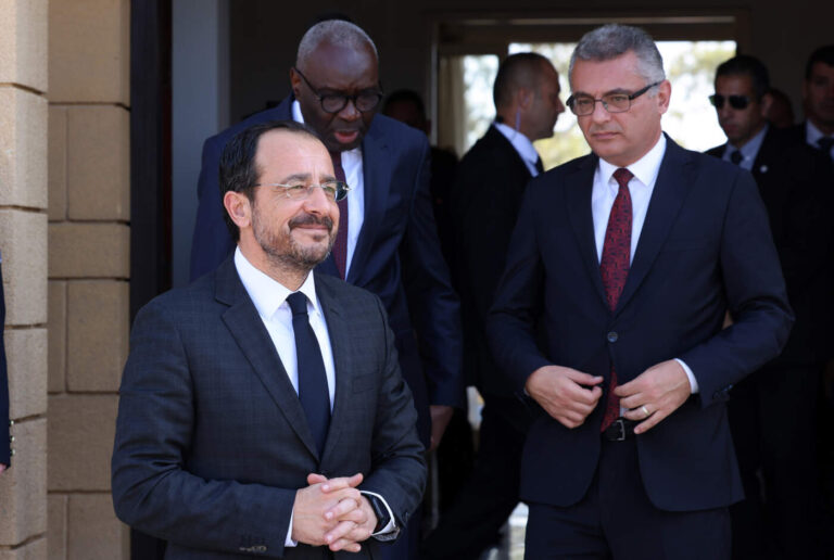 Το πακέτο 10 σημείων που κατέθεσε ο Έρχιουρμαν σε ΠτΔ