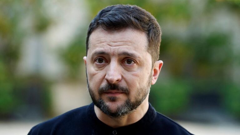 Ζελένσκι: «Βρισκόμαστε μπροστά στο δίλημμα: ο βασικός εταίρος ή η αξιοπρέπεια της Ουκρανίας»