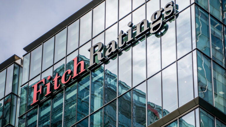 Στο «BBB» αναβάθμισε την Eurobank Limited ο Fitch