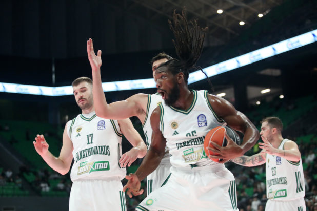 Παναθηναϊκός - Πανιώνιος 110 - 66: «Περίπατος» με τρίποντο… σόου από τον Ρογκαβόπουλο