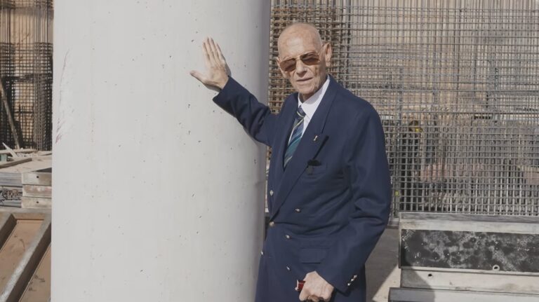 Ο Αντωνιάδης επισκέφθηκε το νέο γήπεδο του Παναθηναϊκού: Να με έχει ο Θεός καλά να το προλάβω