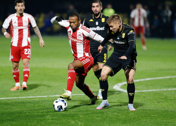Άρης – Ολυμπιακός 0-0: Το σερί σταμάτησε στο «Βικελίδης»