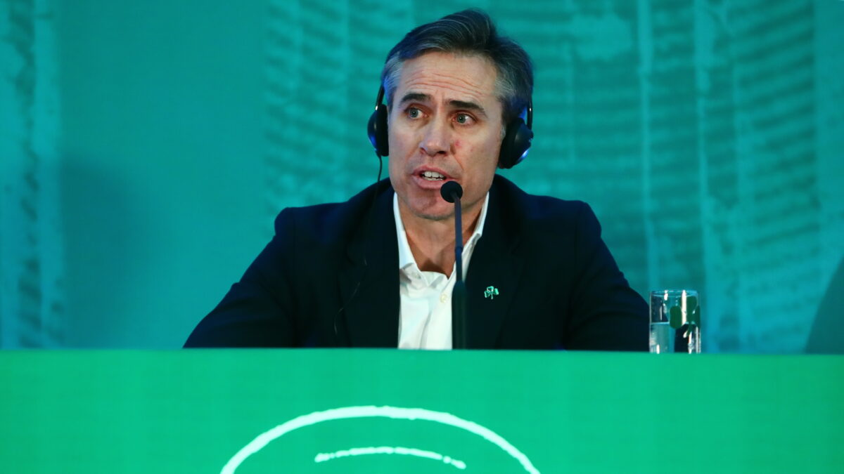 &Omicron; &Mu;&iota;&gamma;&kappa;έ&lambda; Ά&nu;&chi;&epsilon;&lambda; &Kappa;&omicron;&rho;ό&nu;&alpha; &sigma;&tau;&eta; &sigma;&upsilon;&nu;έ&nu;&tau;&epsilon;&upsilon;&xi;&eta; &Tau;ύ&pi;&omicron;&upsilon;   (&Alpha;&Rho;&Gamma;&Upsilon;&Rho;&Omega; &Alpha;&Nu;&Alpha;&Sigma;&Tau;&Alpha;&Sigma;&Iota;&Omicron;&Upsilon;