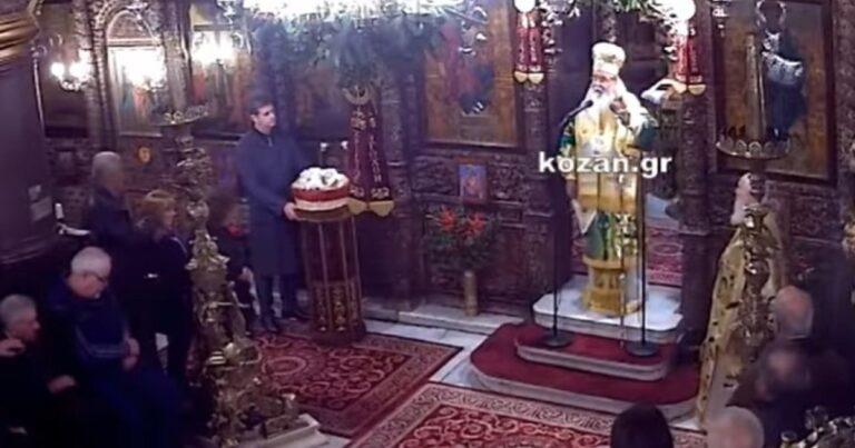 Ο Μητροπολίτης Κοζάνης προκάλεσε πάλι αντιδράσεις με το κήρυγμά του: Τι είπε για τα σκυλιά και το ντύσιμο των κοριτσιών (vid)