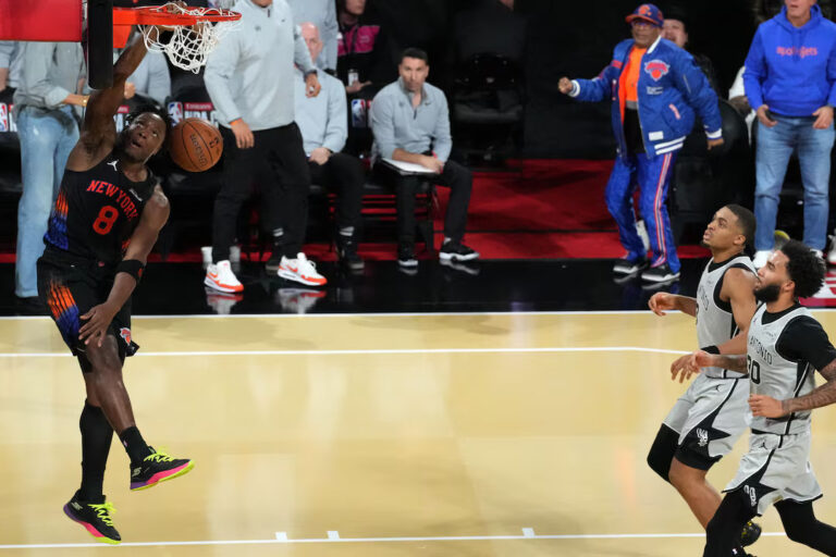 Οι Νιου Γιορκ Νικς κατέκτησαν το NBA Cup - MVP ο Τζέιλεν Μπράνσον με 25 πόντους και 8 ασίστ