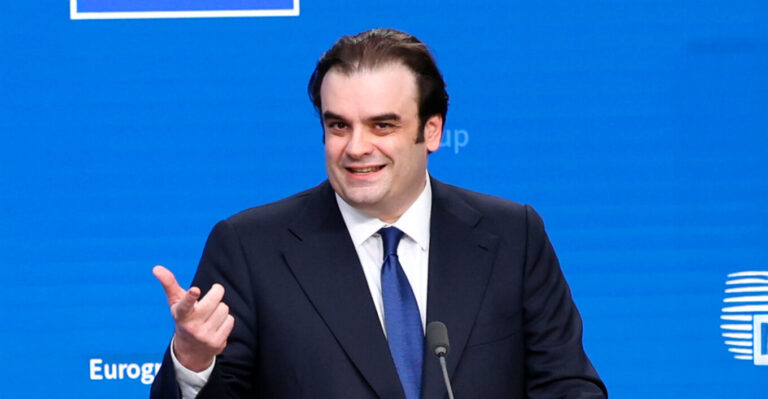 Le Monde: Η εκδίκηση της Αθήνας