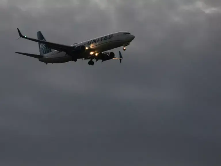 Αναγκαστική προσγείωση αεροσκάφους της United στην Ουάσινγκτον λόγω βλάβης