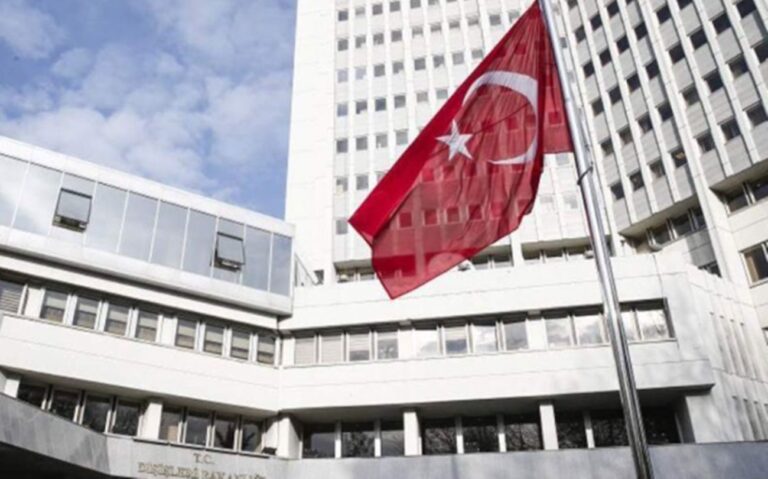 Απορρίπτει το ΥΠΕΞ Τουρκίας ότι ενοχλήθηκαν από συμφωνία Λιβάνου-Κύπρου | Typos