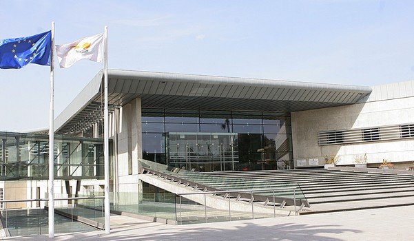 Αποφασίζει σήμερα για την ασυλία του Σύκα το Ανώτατο Δικαστήριο