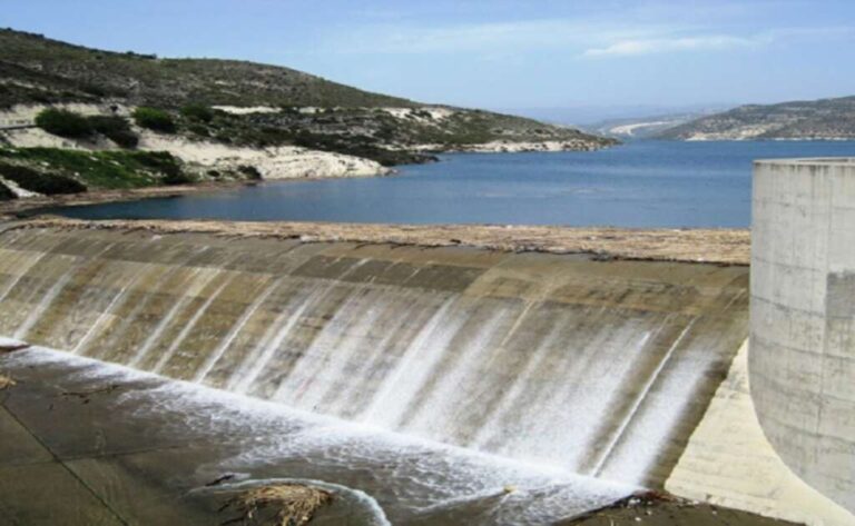 Ιδιαίτερα βροχερός ο Δεκέμβριος αλλά δεν μεταβάλλεται το υδατικό ισοζύγιο, λέει το Τμ.Μετεωρολογίας