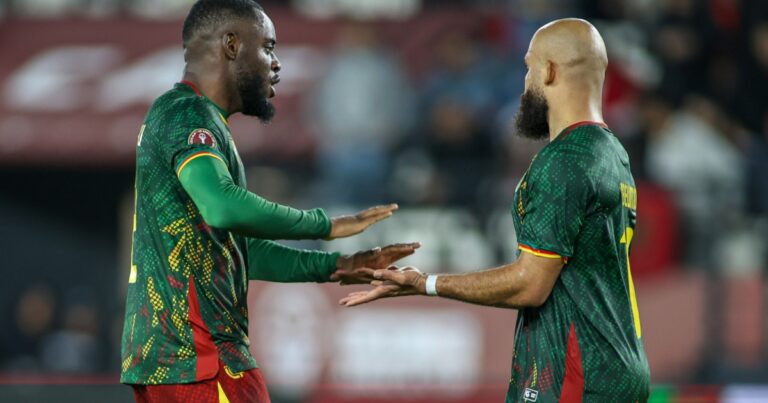Νότια Αφρική - Καμερούν 1-2: Κλείδωσε το εισιτήριο για τους «8»