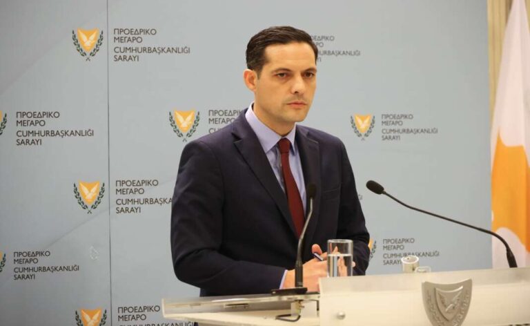 «Υπήρξαν επενδυτές τα στοιχεία τους δεν υφίστανται»-Τι αναφέρει ο Κυβερνητικός Εκπρόσωπος εν μέσω αντιδράσεων | Typos