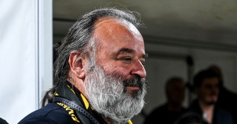Ο Μάριος Ηλιόπουλος δώρισε 21.000 ευρώ στο Χαμόγελο του Παιδιού