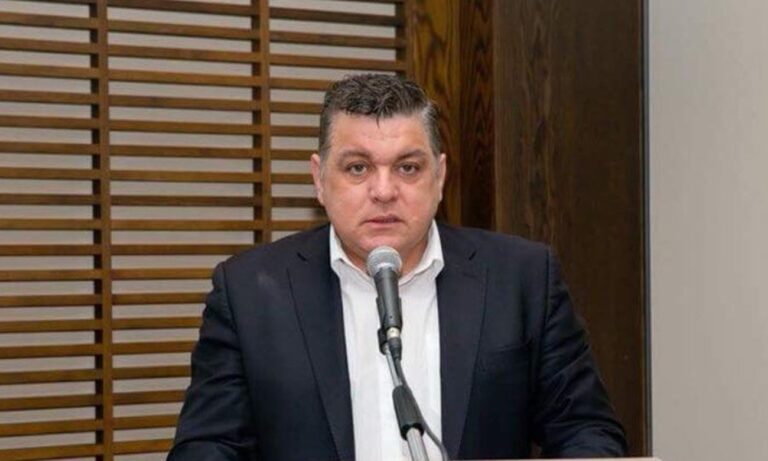 Η υποκρισία δεν έχει ασυλία (ούτε καν εθελούσια) | Typos
