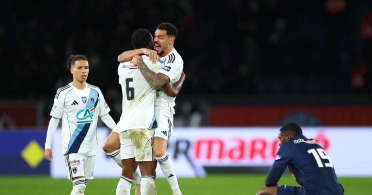 Παρί Σεν Ζερμέν - Παρί FC 0-1: Έβγαλε νοκ-άουτ την περσινή κάτοχο του Κυπέλλου Γαλλίας και προκρίθηκε στου «16» του θεσμού