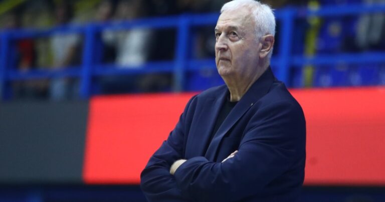 Σάκοτα: «Ξέραμε ότι μπορεί να χρειαστεί να ψάξουμε για ψηλό»