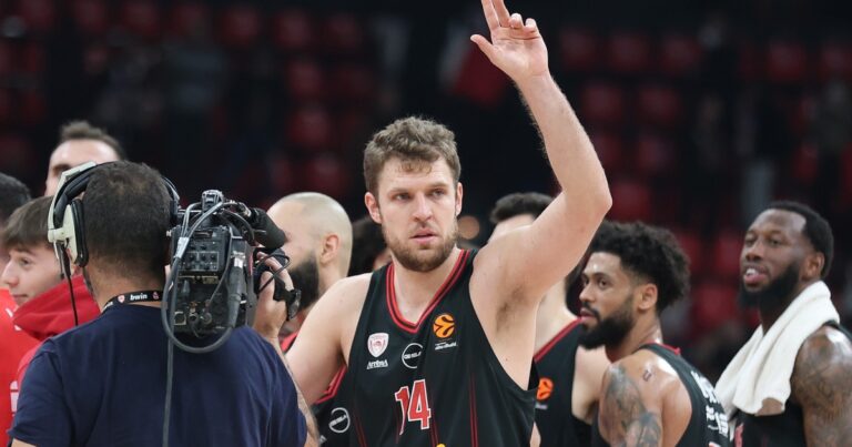Η ευλογία του να έχεις τον Βεζένκοβ και η κατάρα στην θέση «1»