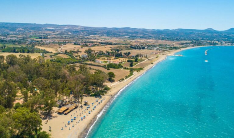 Μπάχαλο με μονιμοποιήσεις παιδιών αντιδημάρχων στο Δήμο Πόλης Χρυσοχούς