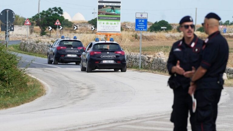 Κινηματογραφική ληστεία στην Ιταλία: Κουκουλοφόροι ανατίναξαν θωρακισμένο όχημα