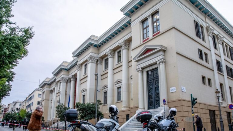Τηλεφώνημα για βόμβα στο Δικαστικό Μέγαρο της Πάτρας