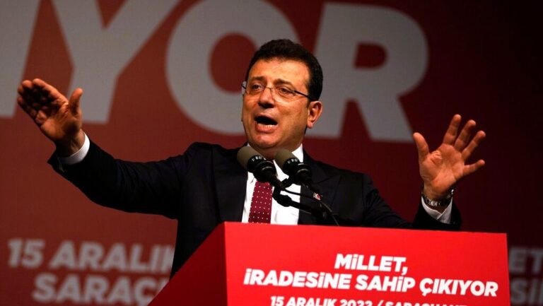 Τουρκία:  Η εισαγγελία ζητά έως 20 χρόνια κάθειρξης στον Ιμάμογλου για «πολιτική κατασκοπεία»