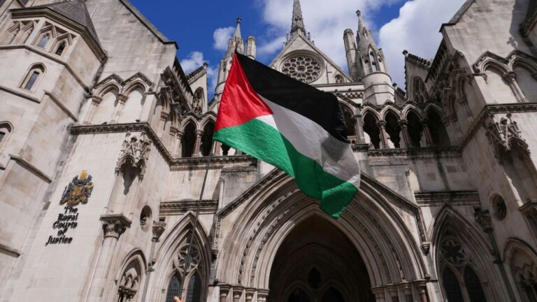 Παράνομη η απαγόρευση της οργάνωσης Palestine Action αποφάσισε το Ανώτατο Δικαστήριο της Βρετανίας