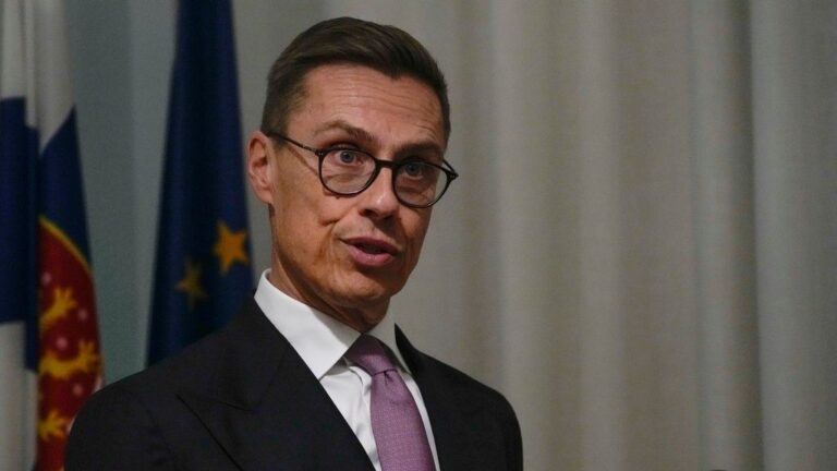Πρόεδρος Φινλανδίας: «Πρέπει να παραδεχθούμε ότι οι ΗΠΑ αλλάζουν»