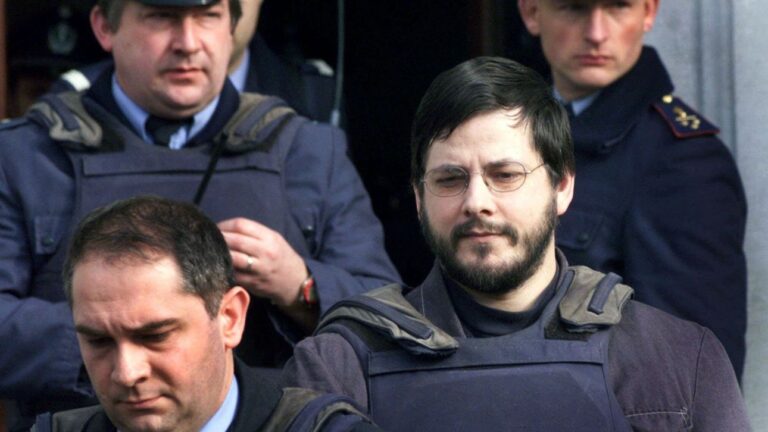 Βέλγιο: Έρευνα για τις φωτογραφίες παιδικής πορνογραφίας στο κελί του δολοφόνου και βιαστή Ντιτρού