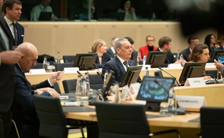 Το 2ο εξάμηνο 2026 τα πρώτα κεφάλαια από SAFE, λέει ο Πάλμας