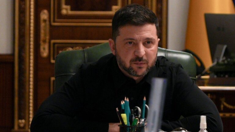 «Η Ουκρανία δεν θα οργανώσει εκλογές παρά μόνο μετά από "μια εκεχειρία"», είπε ο Ζελένσκι