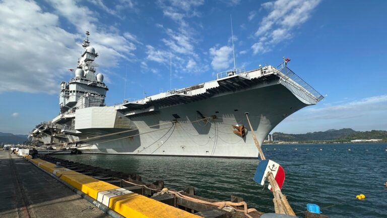 Ρωσικό drone φέρεται να προσέγγισε το γαλλικό αεροπλανοφόρο Charles de Gaulle στο Μάλμε