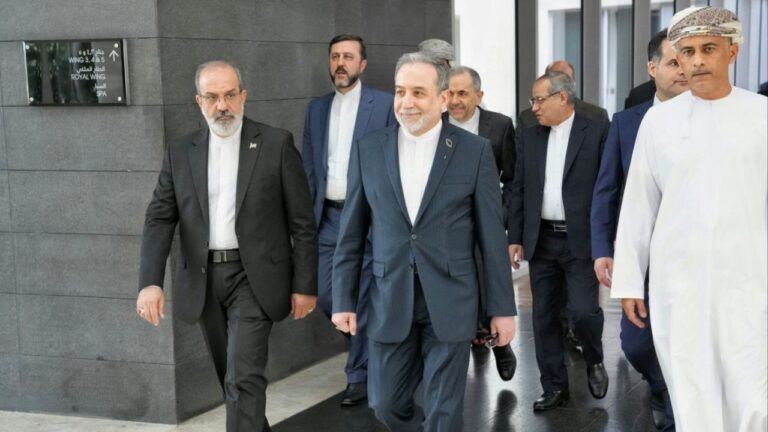 Στη Γενεύη σήμερα ο ΥΠΕΞ του Ιράν για διαπραγματεύσεις με τις ΗΠΑ - Επί τάπητος τα πυρηνικά