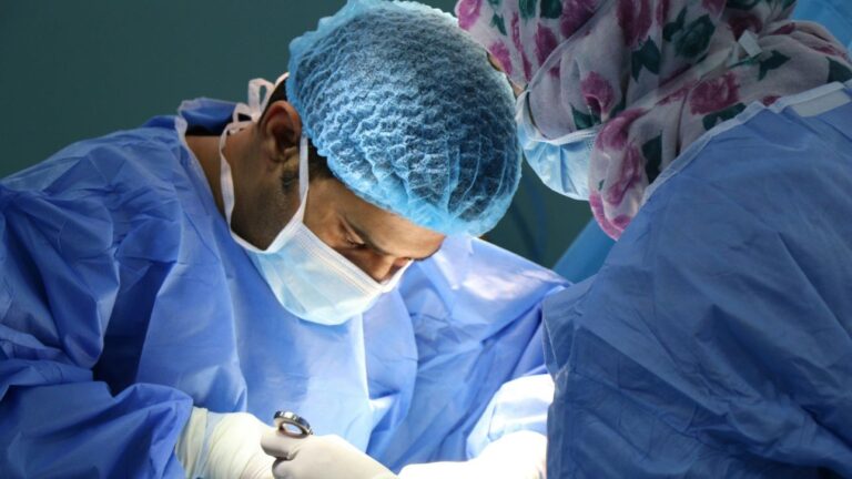 Αυστραλία: Γυναικολόγος κατηγορείται ότι χειρούργησε ασθενείς χωρίς να υπάρχει βάσιμος λόγος