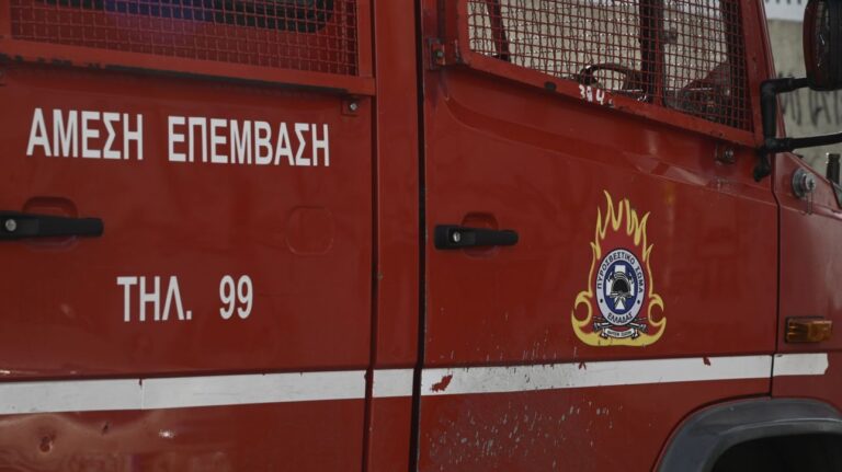 Σπάτα: Πυρκαγιά σε χώρο επιχειρησης