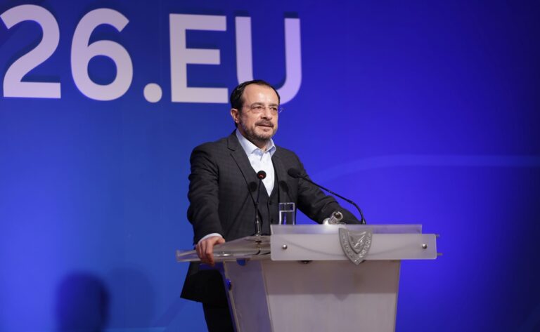 Παρουσιάζει το τρίτο «State of the Union» ο ΠτΔ