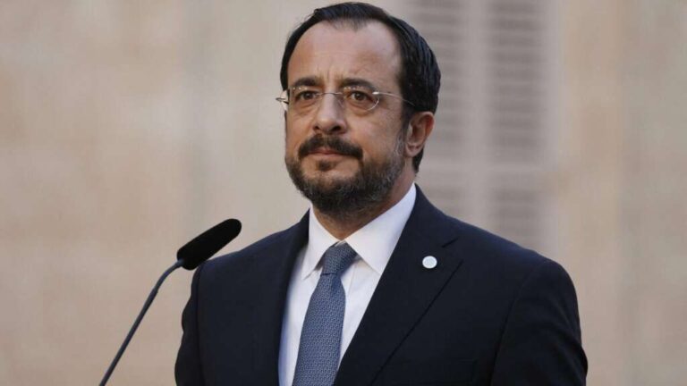 Είδαμε για πρώτη φορά στην Ευρωπαϊκή Ένωση αλληλεγγύη στην πράξη και όχι σε δηλώσεις, είπε ο Πρόεδρος
