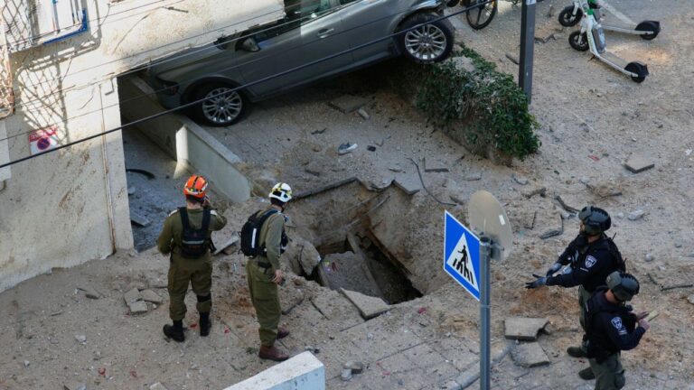 Με την υπογραφή του νέου ηγέτη οι πύραυλοι που εξαπέλυσε το Ιράν στο Ισραήλ