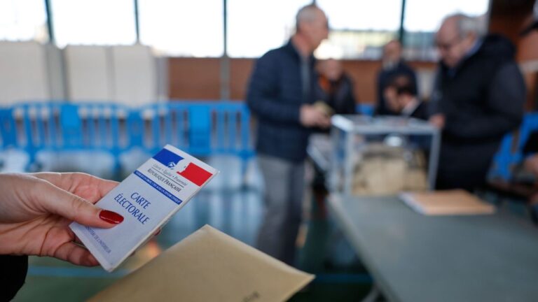 Γαλλία: «Τεστ» ο δεύτερος γύρος των δημοτικών εκλογών ένα χρόνο πριν τις προεδρικές