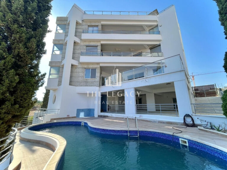 Penthouse in Germasogeia