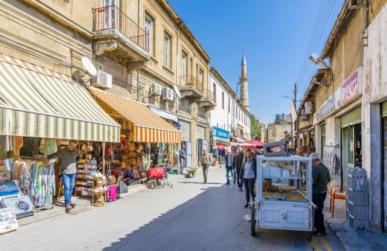 Στα κατεχόμενα ο πατέρας που άρπαξε το παιδί του από τη Λεμεσό