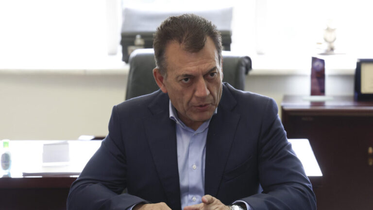 &Pi;&Alpha;&Upsilon;&Lambda;&Omicron;&Sigma; &Mu;&Alpha;&Kappa;&Rho;&Iota;&Delta;&Eta;&Sigma;