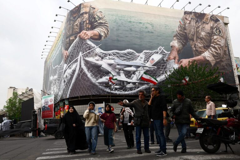 Reuters: Ρητά στη συμφωνία τα 300 δισ. για το Ιράν – «Έτοιμα» ήδη τα 150 δισ.