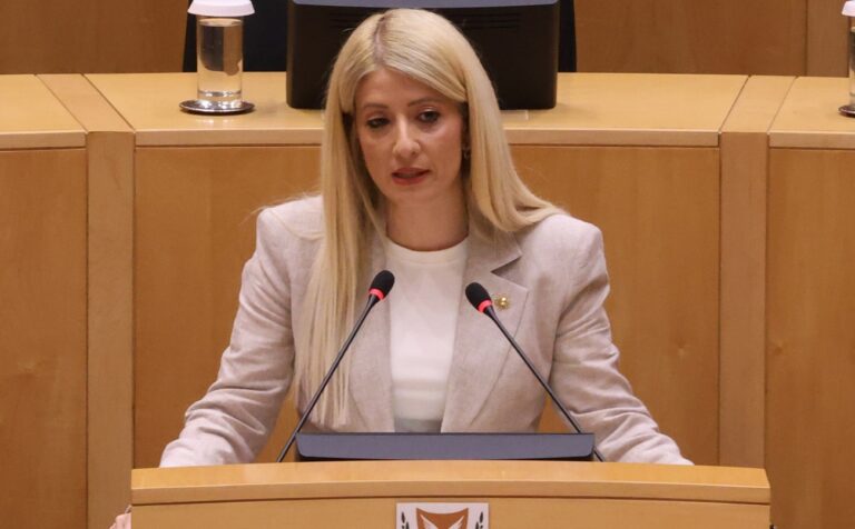 Λαμβάνονται ορατά και μη ορατά μέτρα ασφαλείας μετά τα απειλητικά email στην Αννίτα Δημητρίου