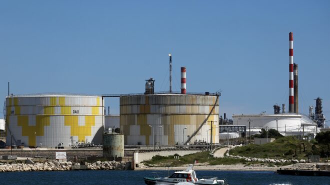 ηπα-ιράν-τραμπ-και-πεζεσκιάν-υπέγραψ-564291916