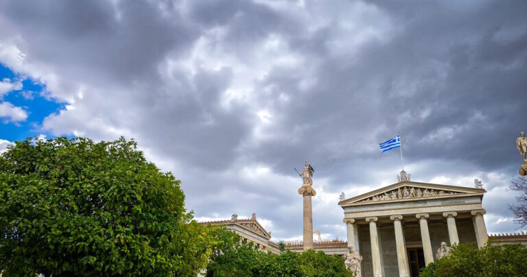Καιρός σήμερα: Μικρή πτώση της θερμοκρασίας – Βροχές σε Αττική, Θεσσαλονίκη, Ιόνιο και ηπειρωτικά