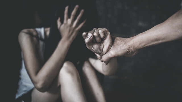 Καταδικάστηκε μητέρα στη Ρόδο που κακοποιούσε σωματικά την ανήλικη κόρη της επί 6 χρόνια