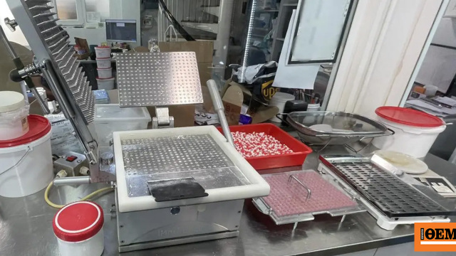 Ελεύθερος υπό όρους και εγγύηση €50.000 ο φαρμακοποιός για το εργαστήριο ντόπινγκ και παράνομων χαπιών αδυνατίσματος στο Χαλάνδρι